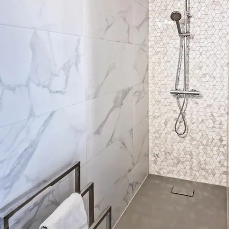 L'elegance Au Coeur De La Vieille 4 Appartement *